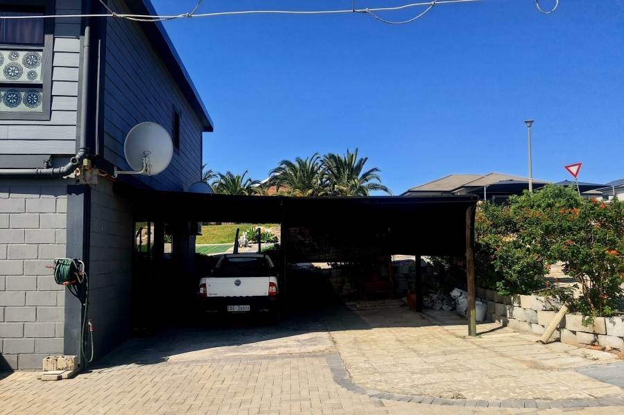 3 Bedroom Property for Sale in Seemeeu Park Western Cape